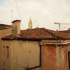 Romantic Views San Marco Venise